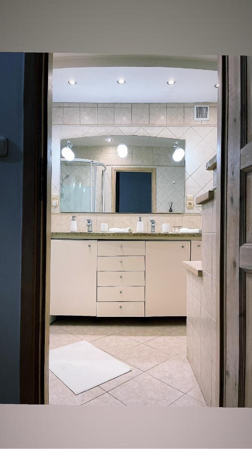Marka Apartment 8 Krakow Bagian luar foto